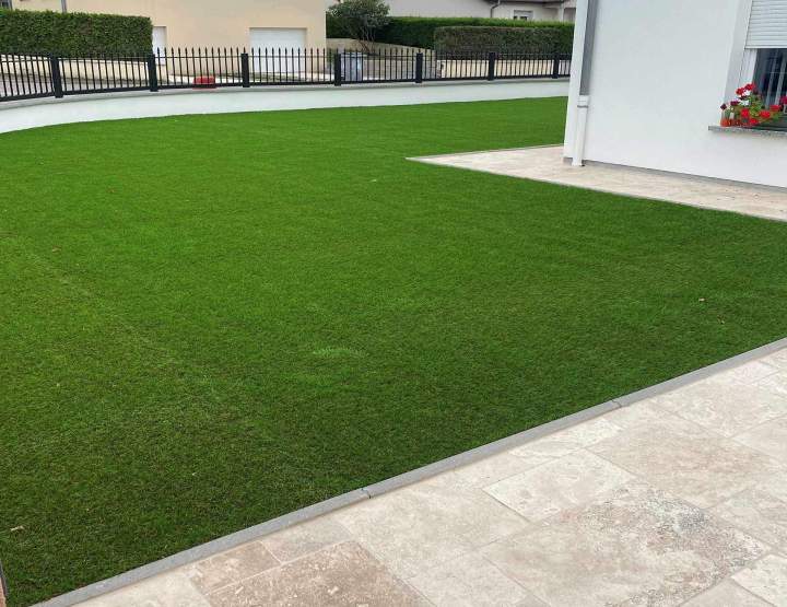 Gazon espace extérieur